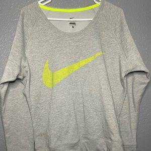 Women’s Nike Dry Fit Sweater.